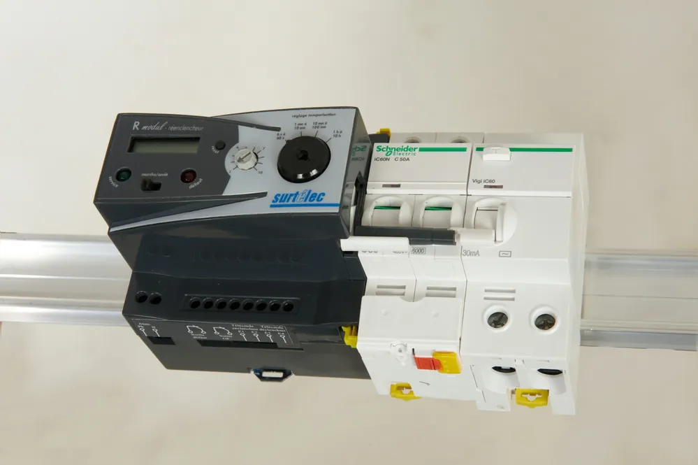 Rmodul – Réenclencheur de disjoncteur modulaire Super Prix